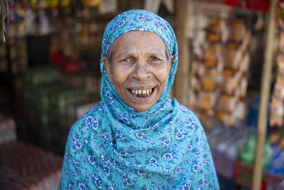 Sakhina Outside A Kiosk