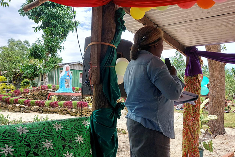 Gloria Siwainao, Malaita Provincial Environmental Health Officer Reminded The Community Members To Sustain The Benefits Of The Project Through Regular Mainte (1)